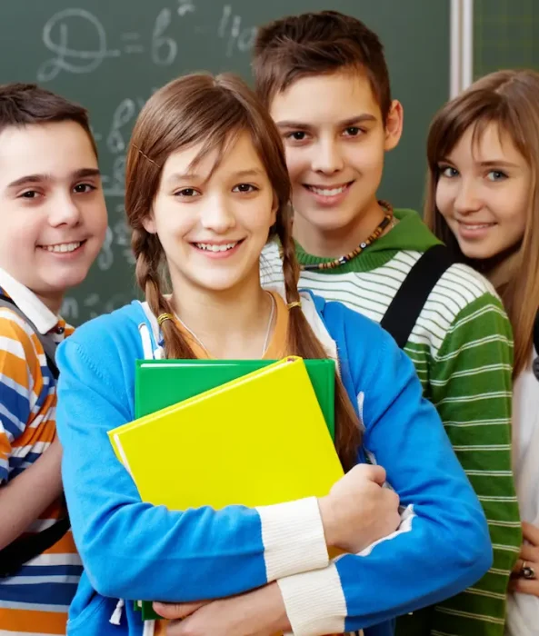 دوره های زبان کودک و نوجوان در آکادمی کیت کت 835379352